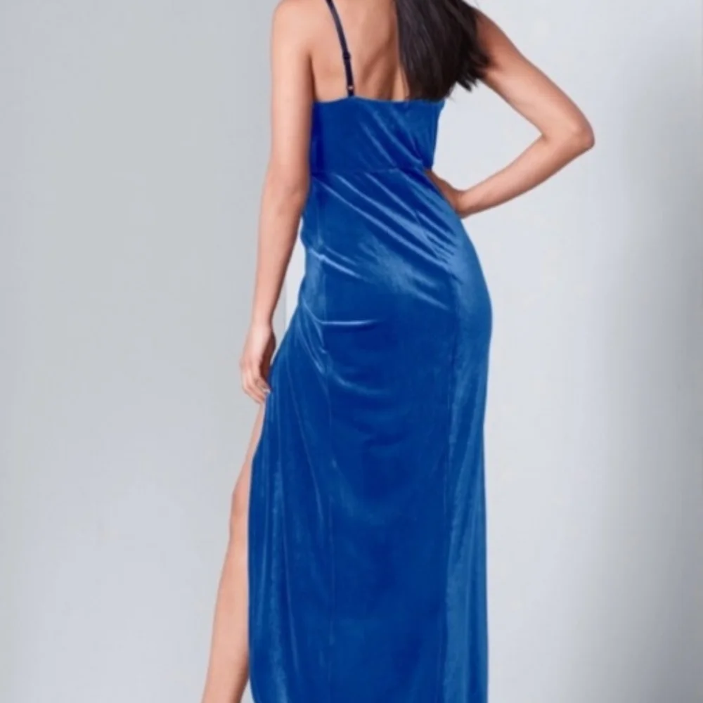 Blue Velvet Lace-Trim Evening Gown - Picture 2 of 4